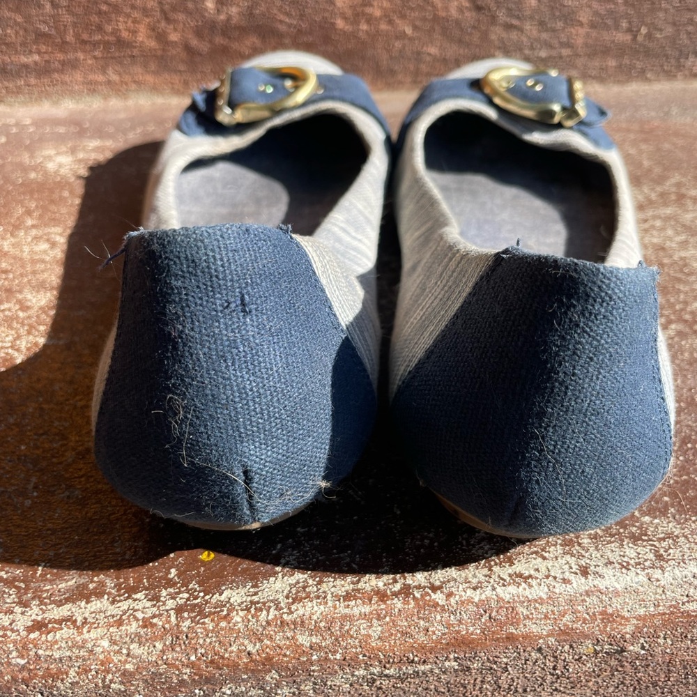 Dr Scholl’s Women’s 10 Ballet Flats with Gold Buckle- Darling! - Picture 4 of 6